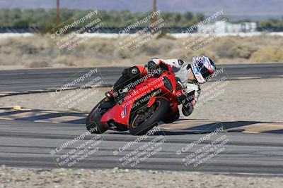 media/Nov-30-2025-TrackXperience (Sun) [[c0061d280f]]/1-Level 3/Session 3 (Turn 16)/